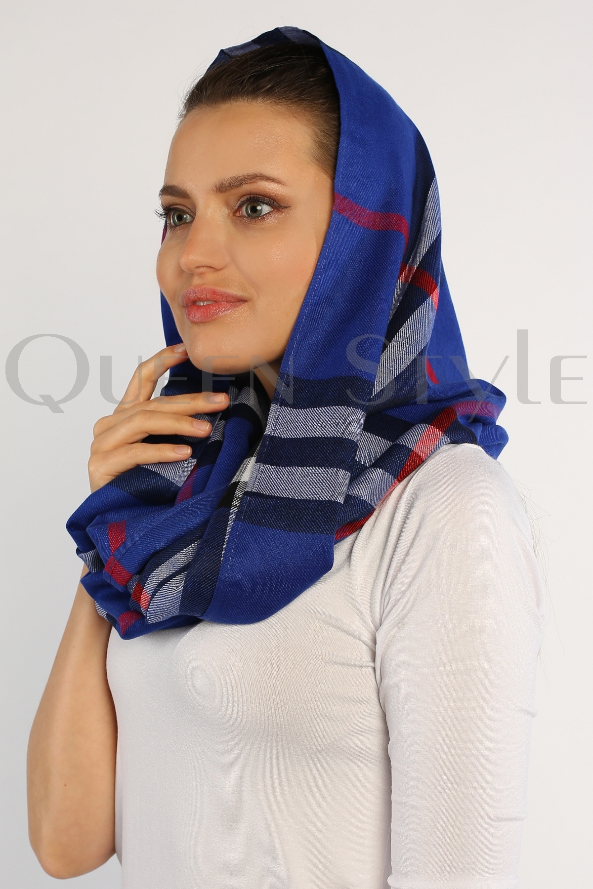 Купить Синий шарф в клетку "Бургундия" 91048 от компании Queen Style